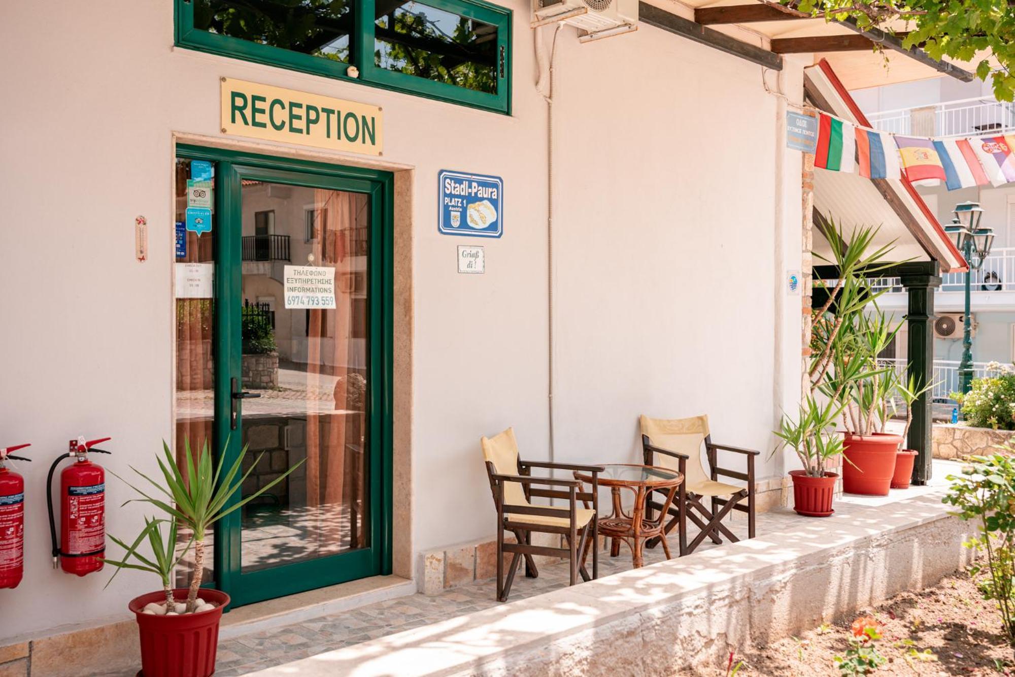 Aparthotel Sante Kallithea  Exterior foto