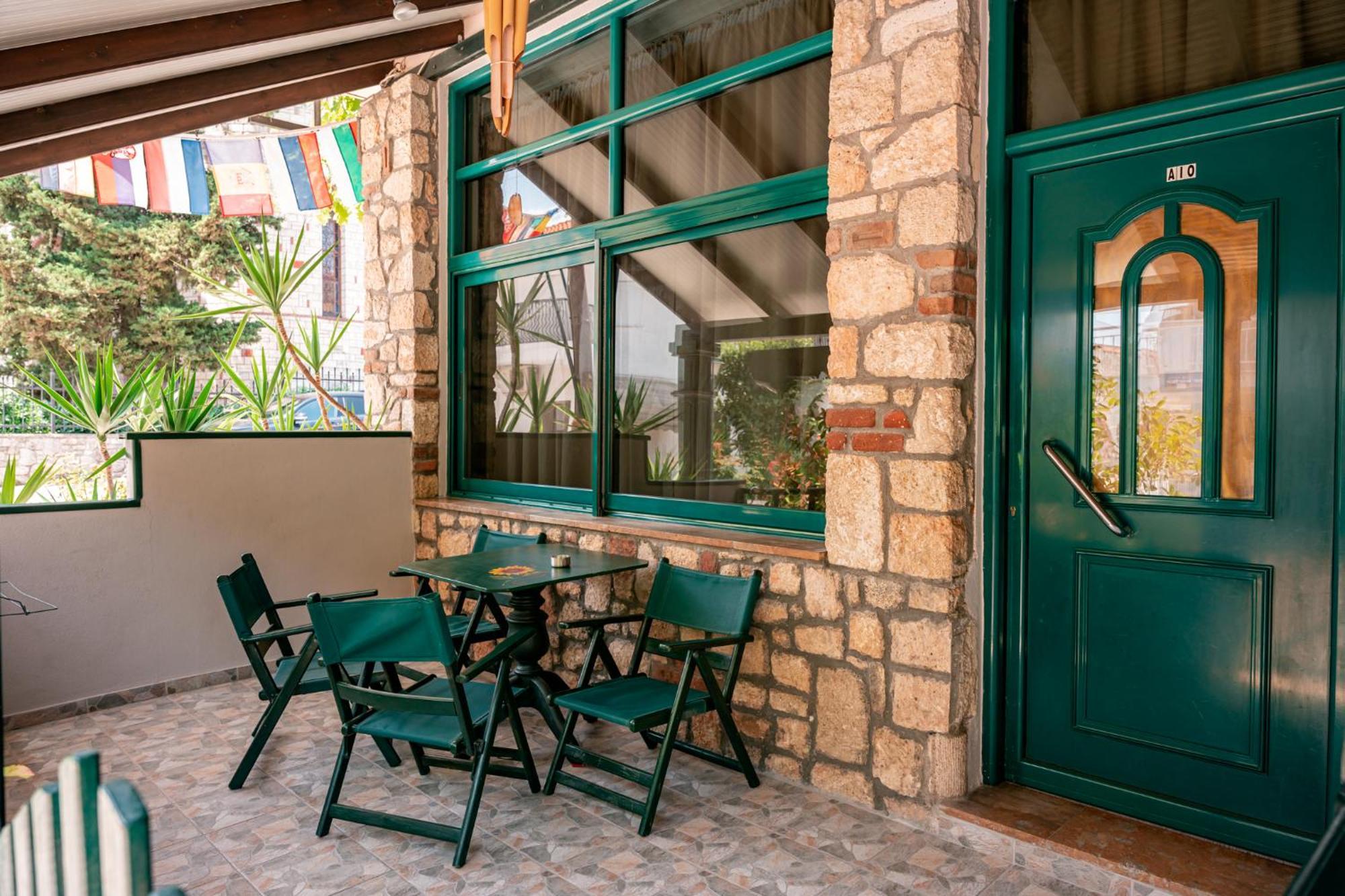 Aparthotel Sante Kallithea  Exterior foto