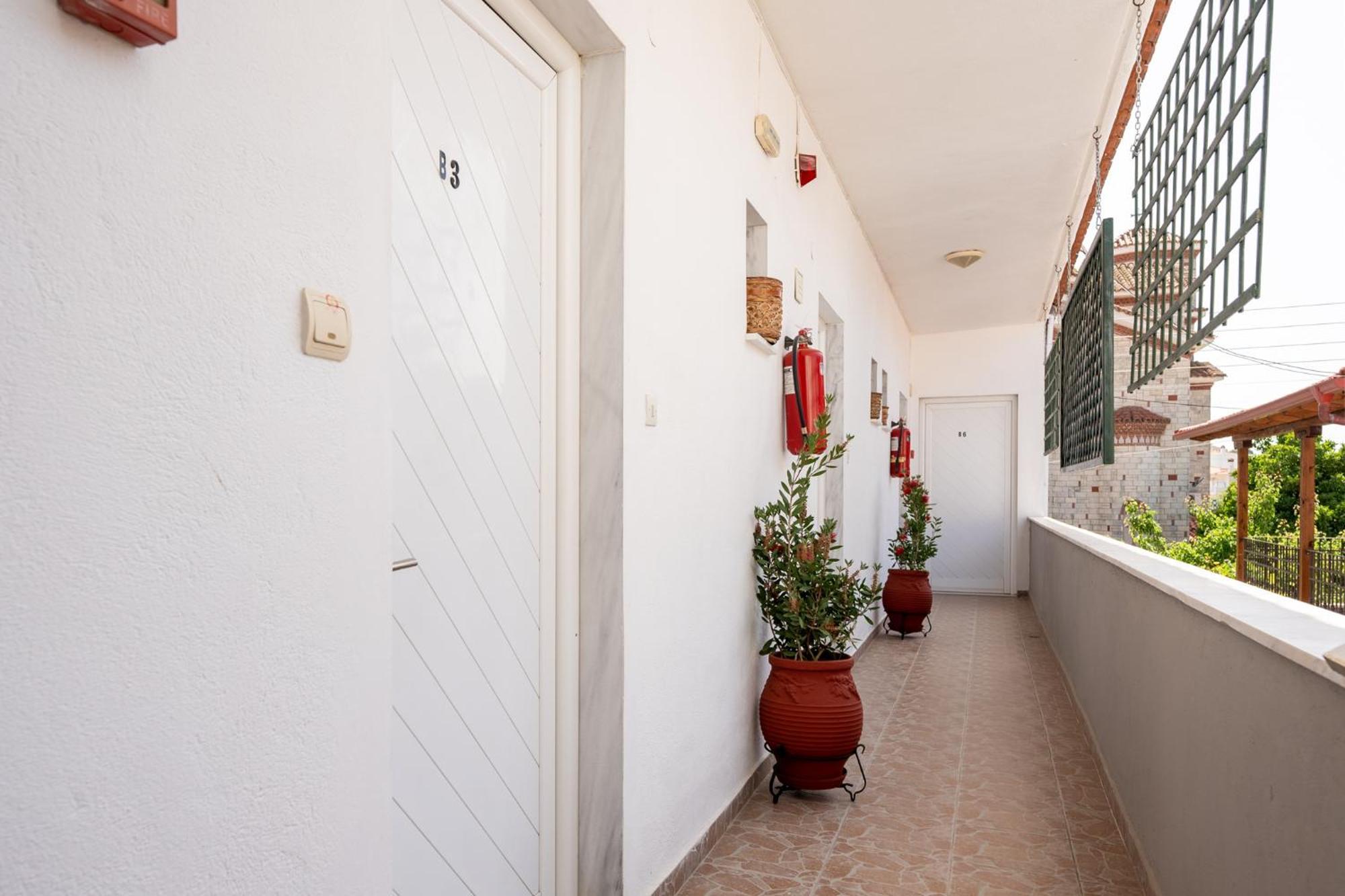 Aparthotel Sante Kallithea  Exterior foto